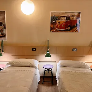 central-hostel-bg.it-lombardy.com/